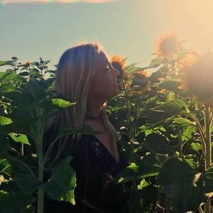 Meet your Posher, Tara